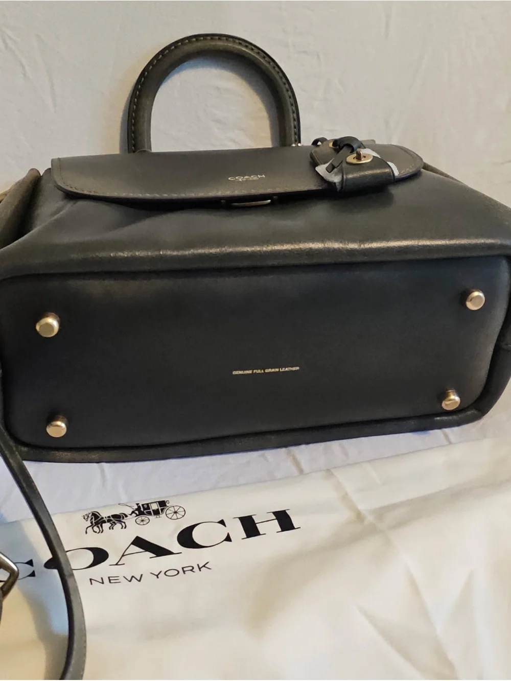 New Coach Slouchy Rogue in Green loved leather Satchel bag